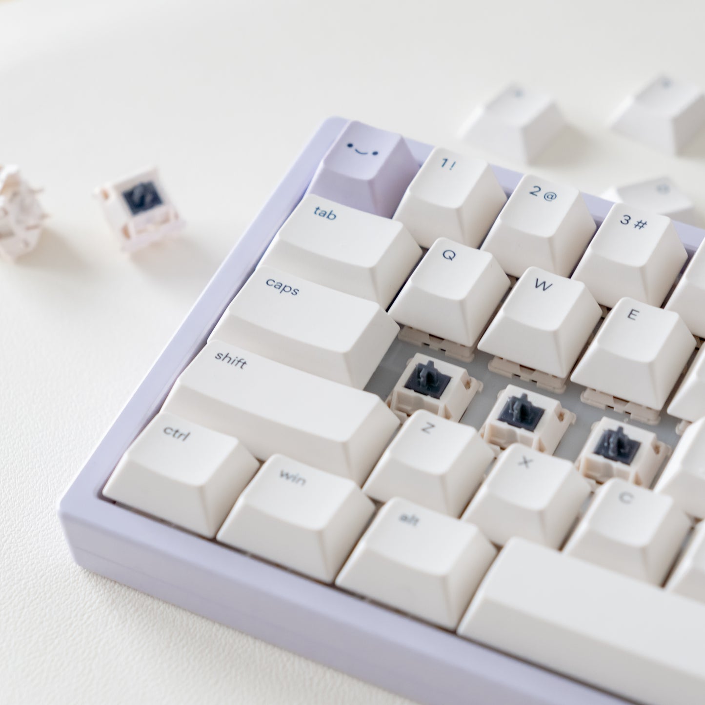 osume's nemui linear switches inside a dreamy lilac nemui keyboard.