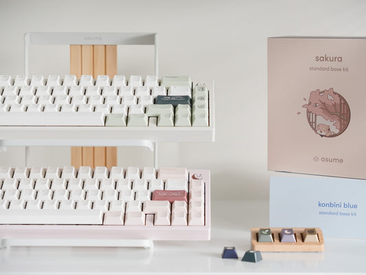 nemui keyboards on osume two tier keyboard shelf in maple with metal artisans displayed on the side