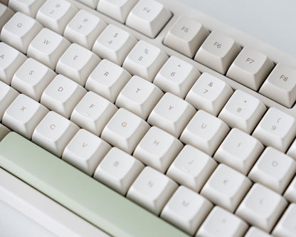 a close look at the cafe keycaps in marshmallow profile.