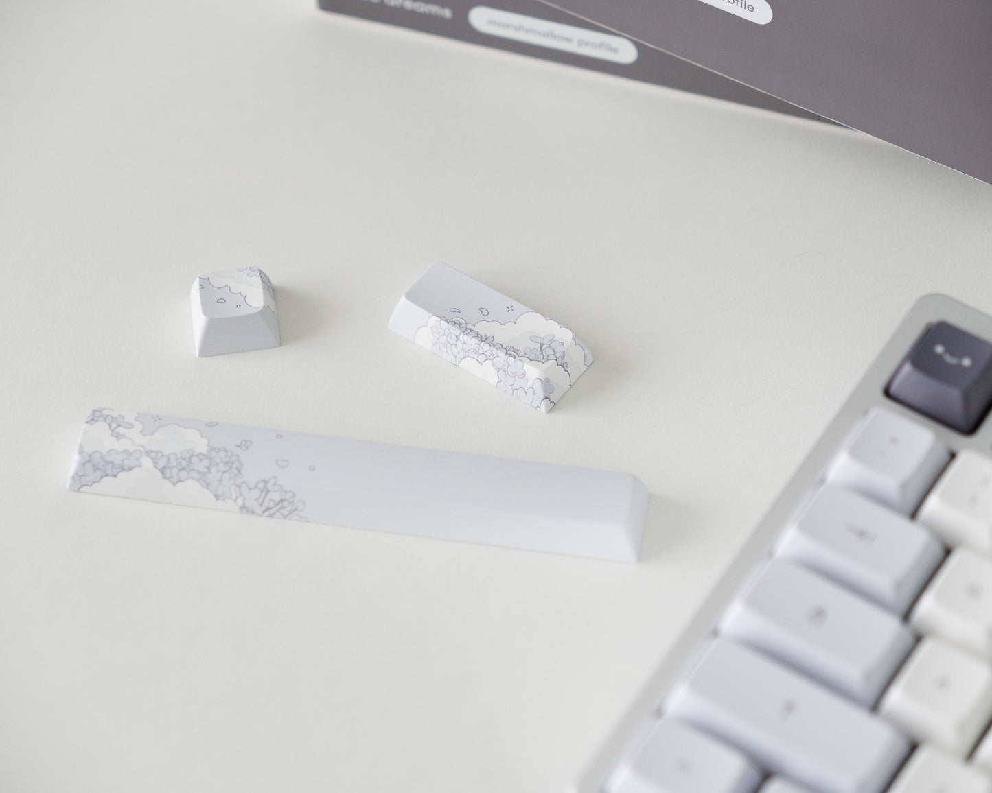 lilac dreams marshmallow keycaps