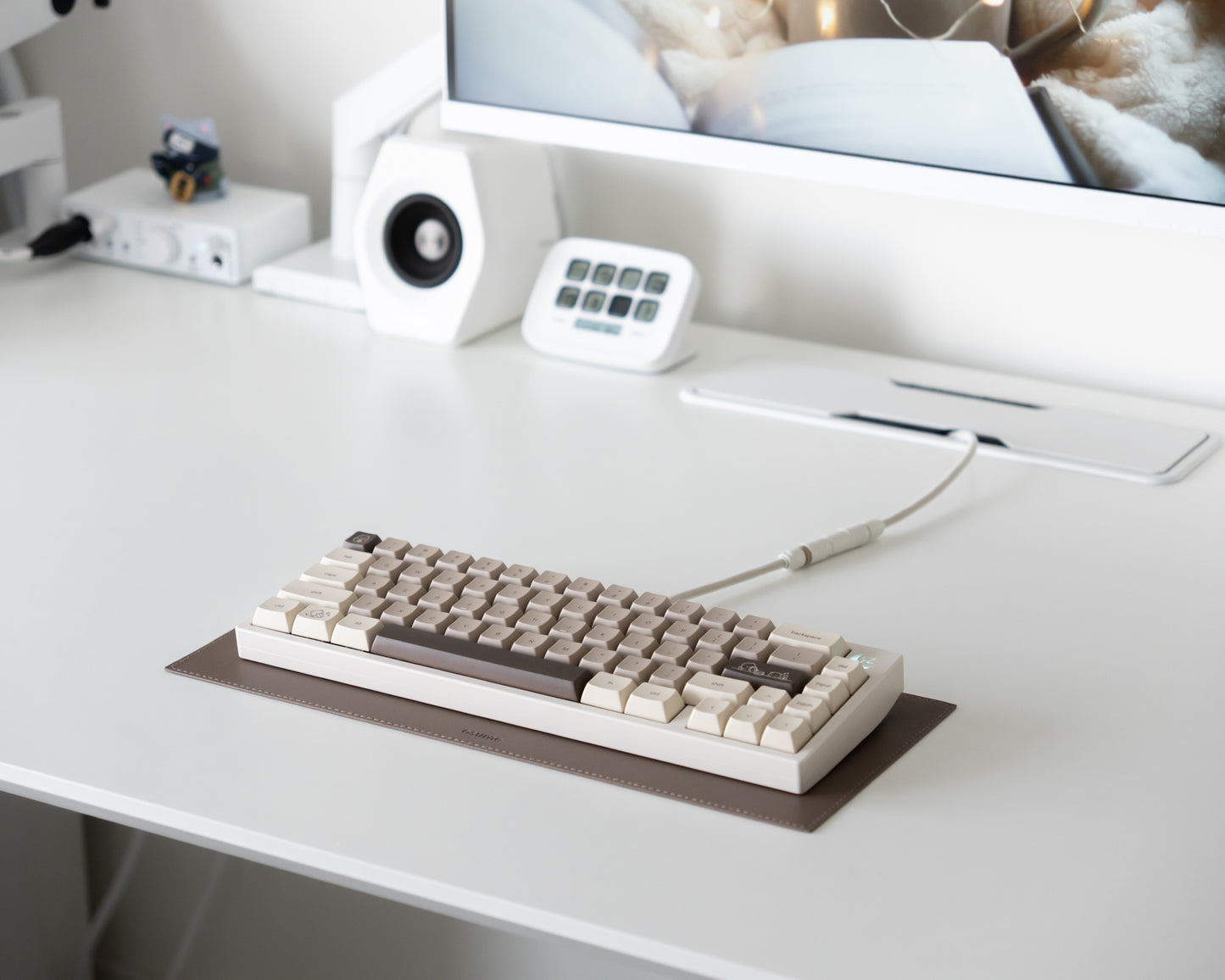 mocha marshmallow keycaps